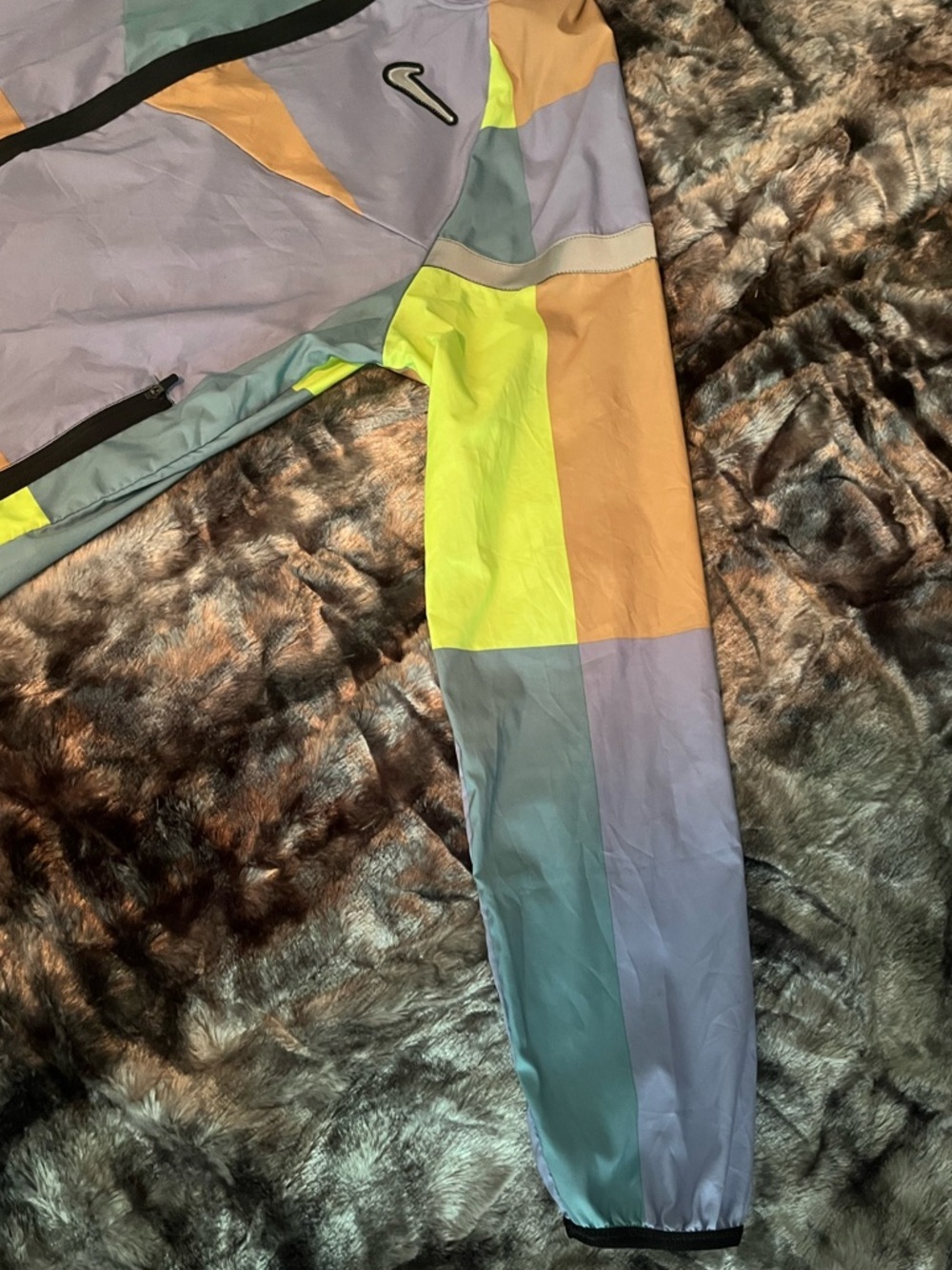 Nike Windrunner Wild Run Men’s Full-Zip Hooded Running Jacket - Patchwork - Picture 12 of 14